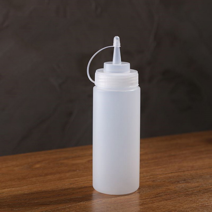 Bình sốt nhựa 600ml